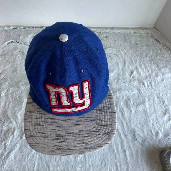 New York Giants NFL Draft Fitted Cap - Picture 8 of 10